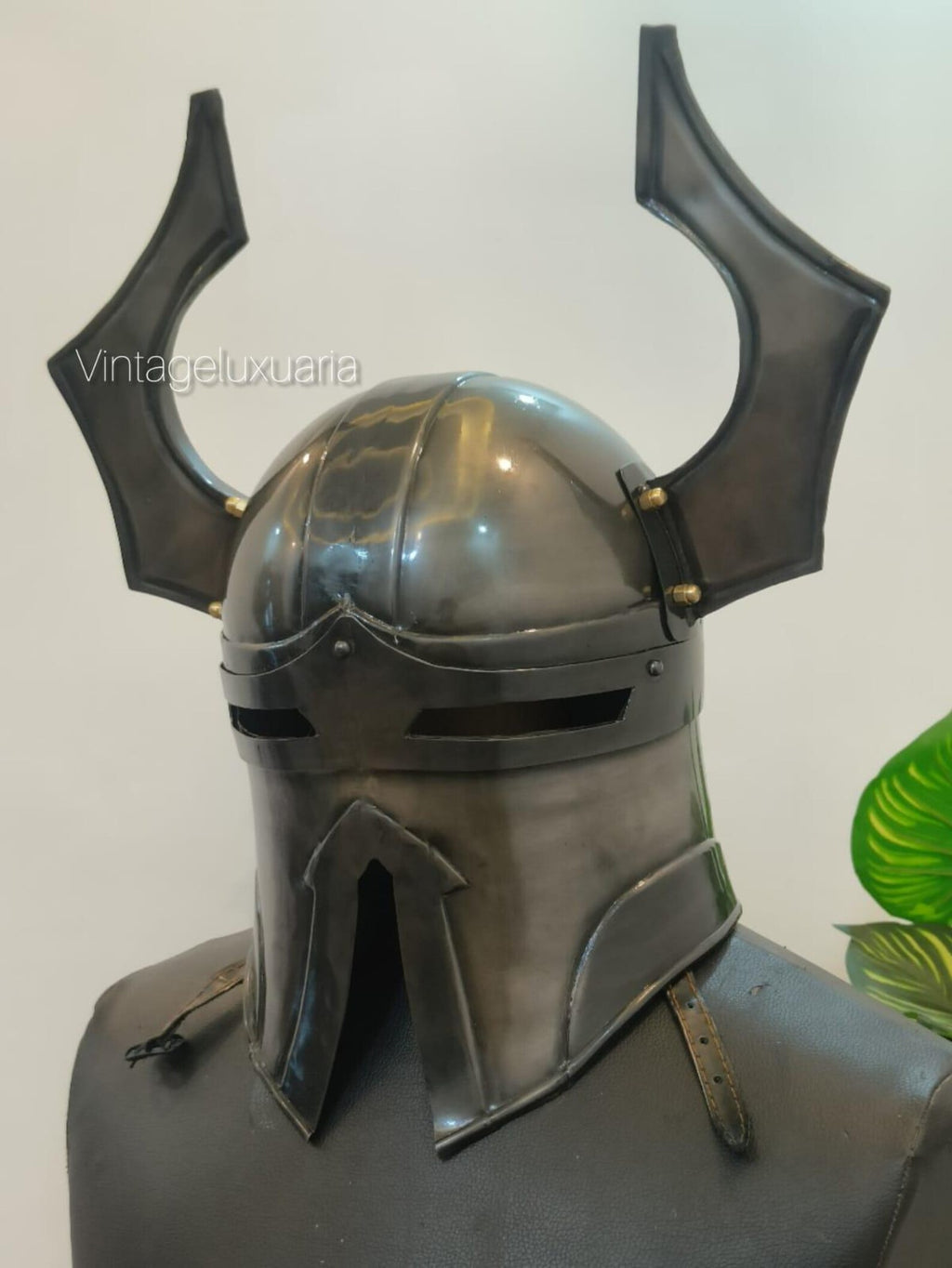 Blackened Steel Chaos Warhammer Helmet – 18 Gauge Medieval Cosplay –LARP Warrior Helmet – Handmade Costume Armor – Custom Dark Knight Helmet