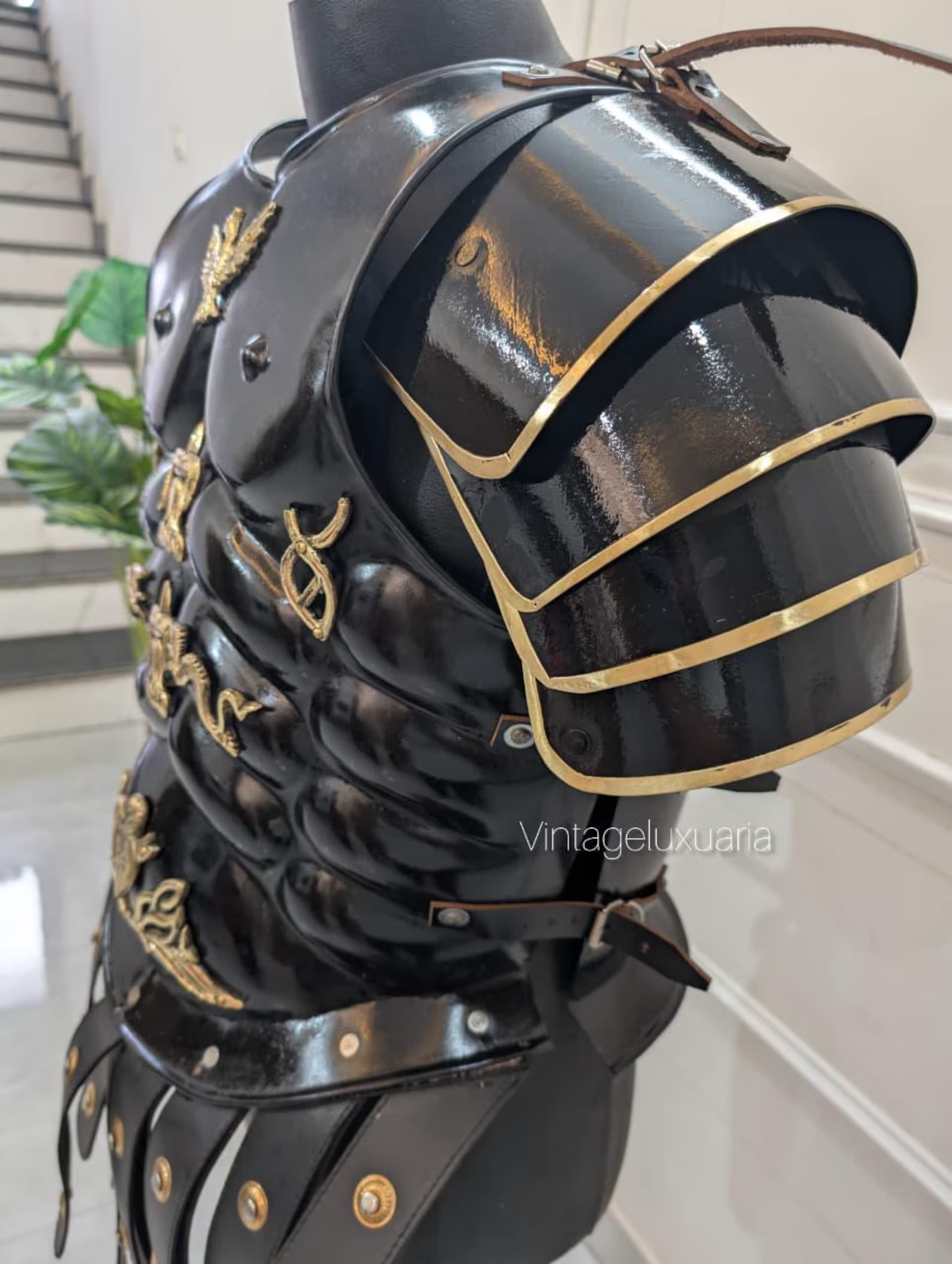 Medieval Greek Roman Black Muscle Armor - Gladiator Muscle Armor Cuiras with Helmet and Shoulders - Spartan 300 Halloween LARP & Reenactment