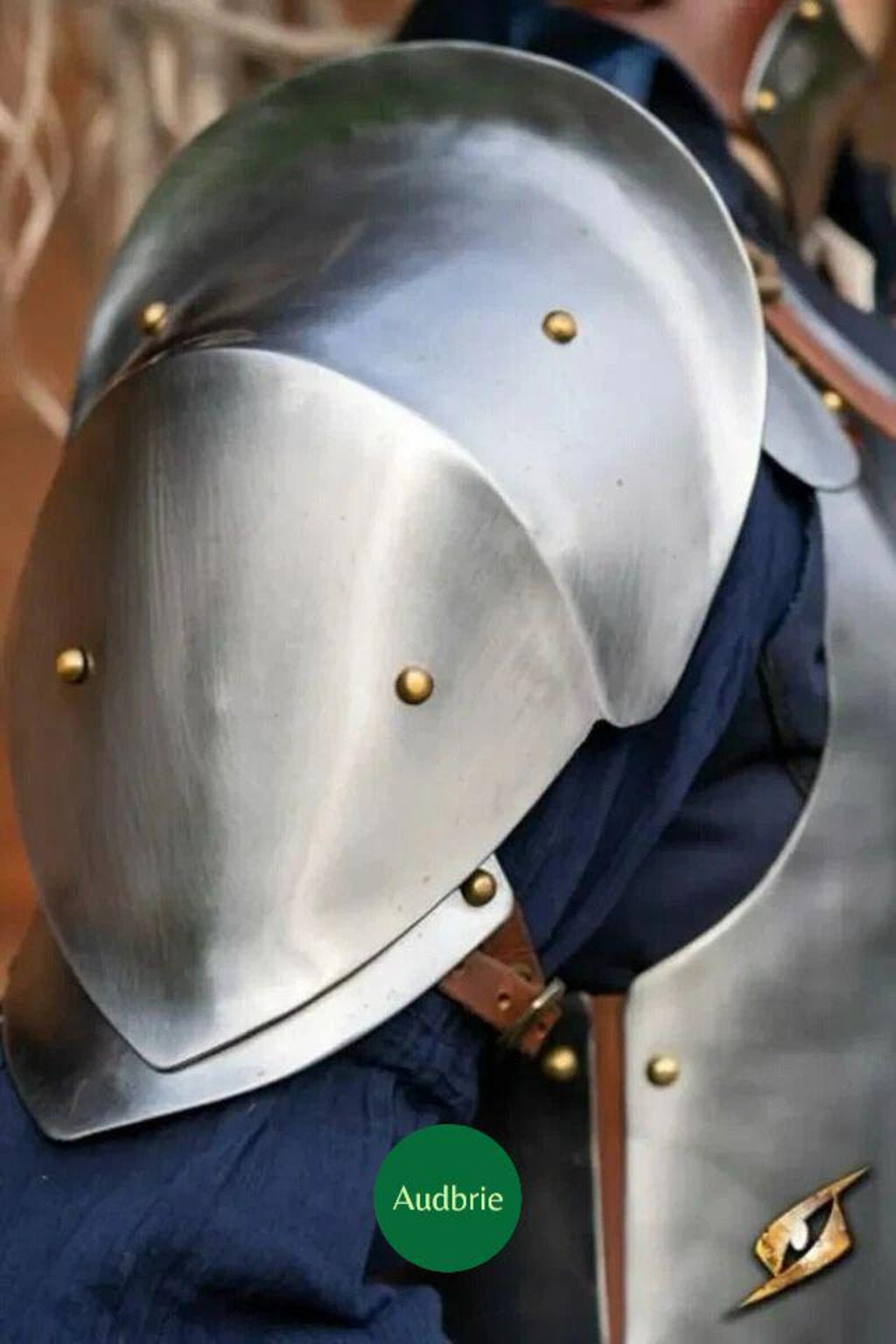 Brave Lady Knight Armor, Breast Armor, Medieval Fantasy Costume for Cosplay & LARP Events