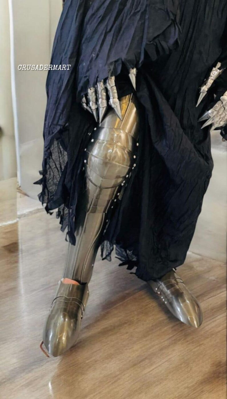 Nazgul Ringwraith Witch-King Cosplay Armor Costume Set – Medieval Dark Lord Halloween Costume with Black Cloak & Spiked Helmet